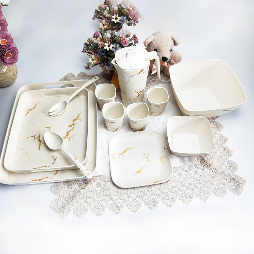 Vente en gros de couverts, tasses, bols, bouilloires et plateaux de restaurant