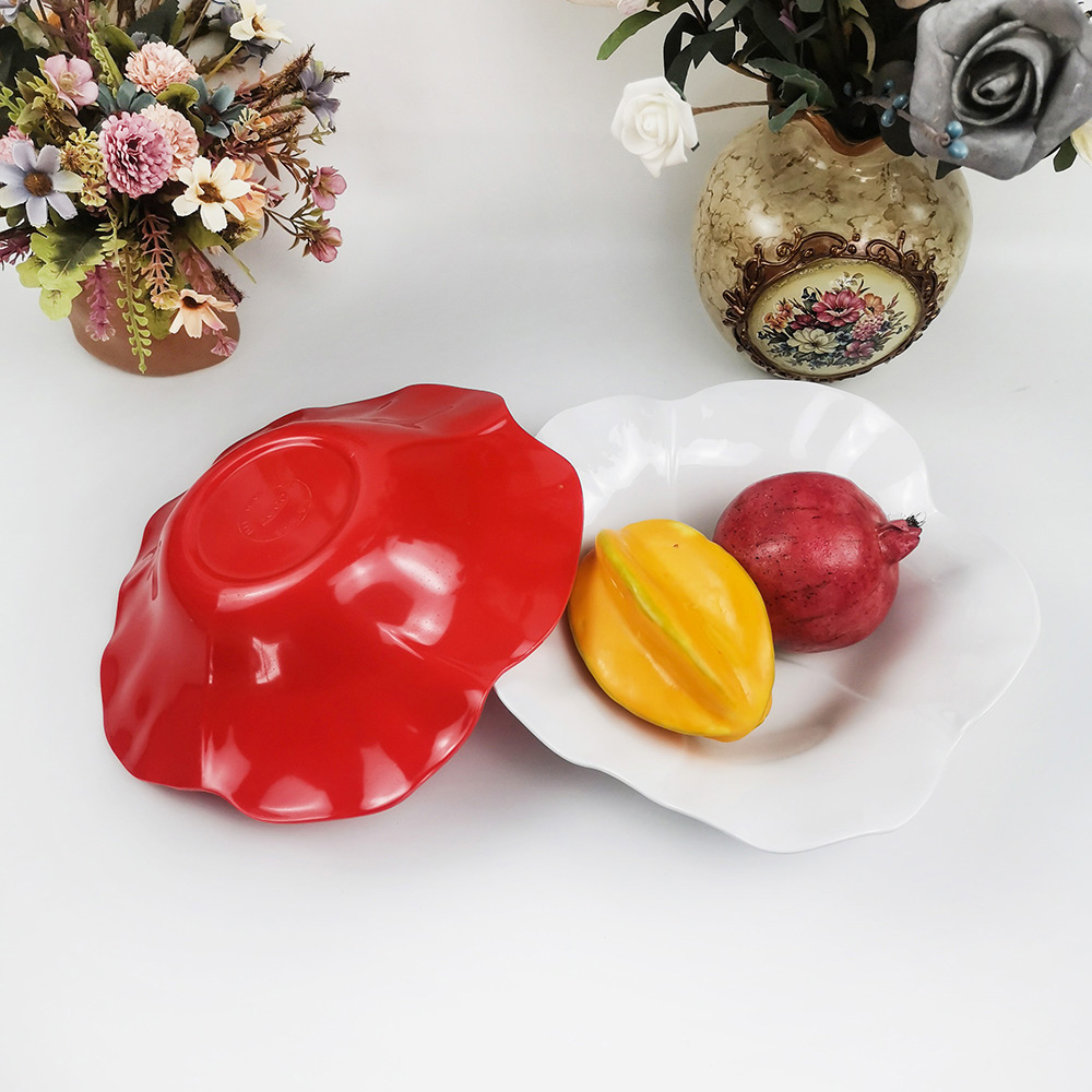 Bol de fruits à salade de nourriture occidentale à la feuille de lotus créatif et respectueux de l'environnement