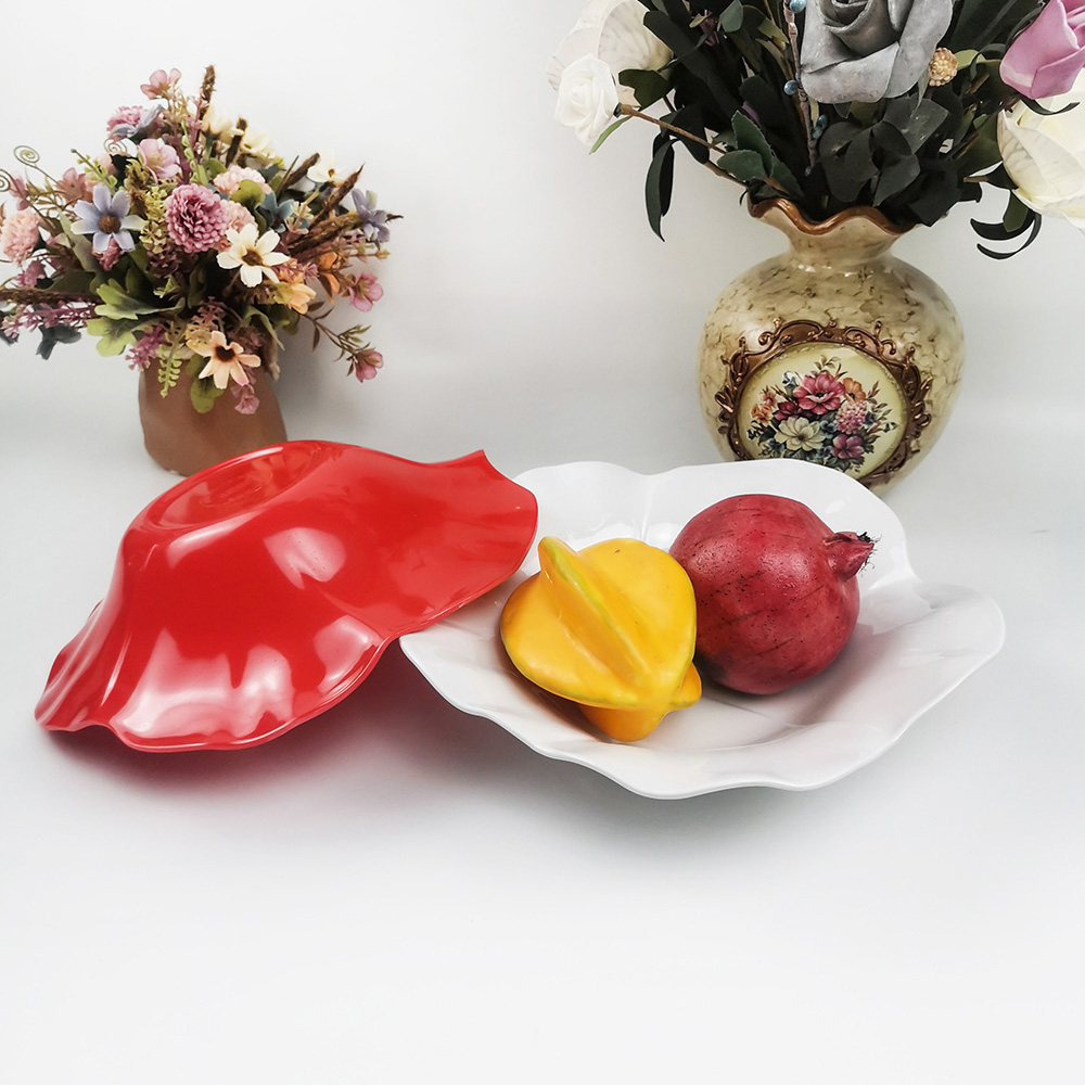 Bol de fruits à salade de nourriture occidentale à la feuille de lotus créatif et respectueux de l'environnement